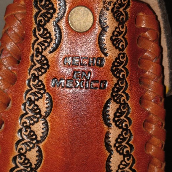 Handmade Leather Hand painted Made in Mexico Crossbody - Picture 6 of 12